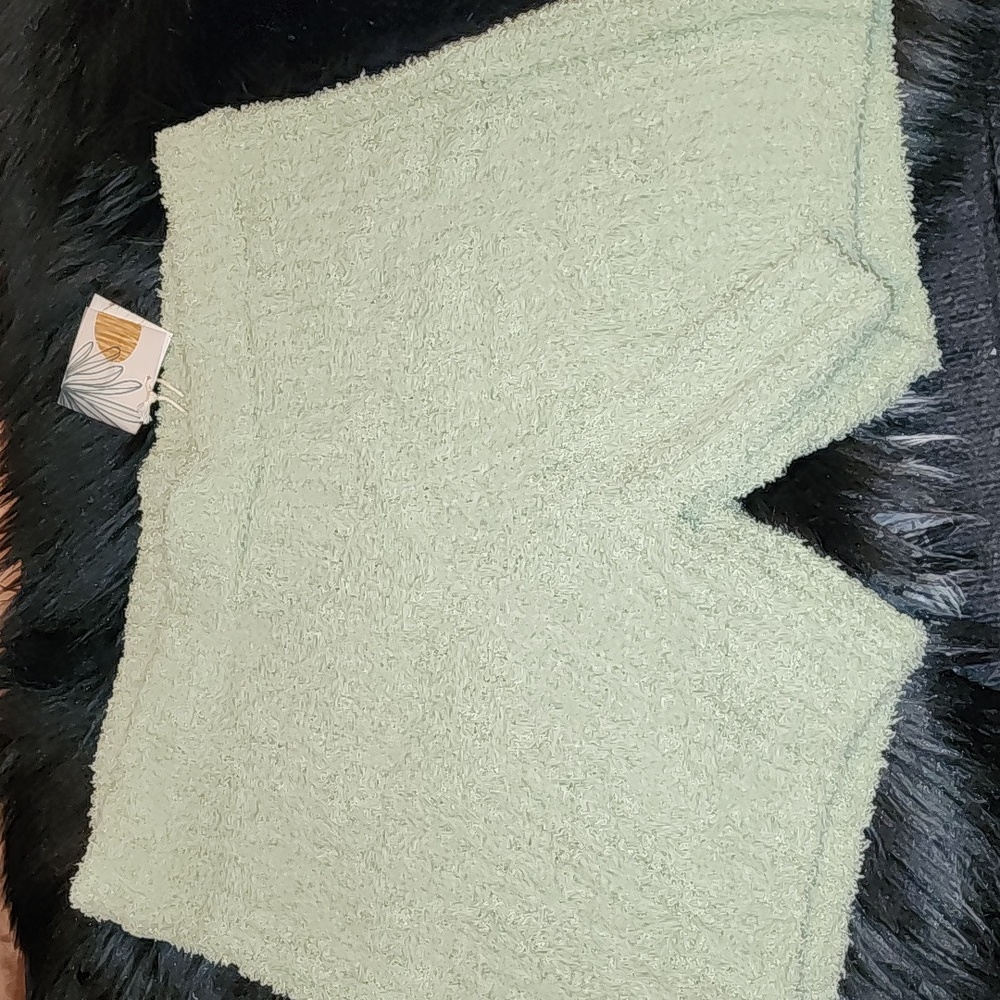New by the River Cozy Life Sage Lounge Shorts, Size Large, NWT